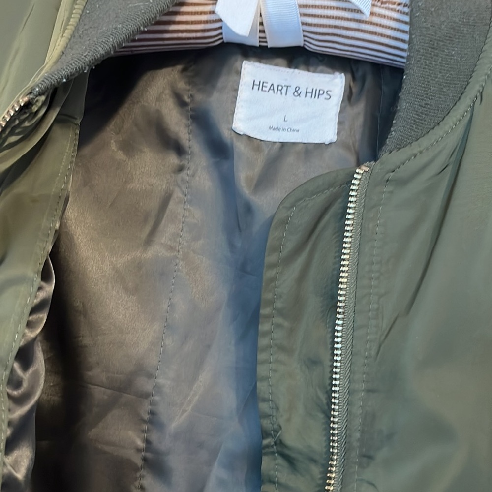 Olive green bomber style jacket - Picture 7 of 10